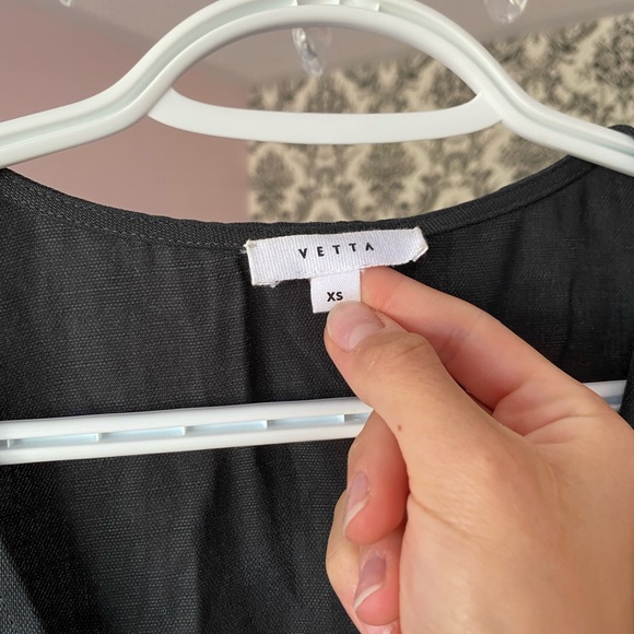 Vetta Wrap Top black NWOT - Picture 7 of 11